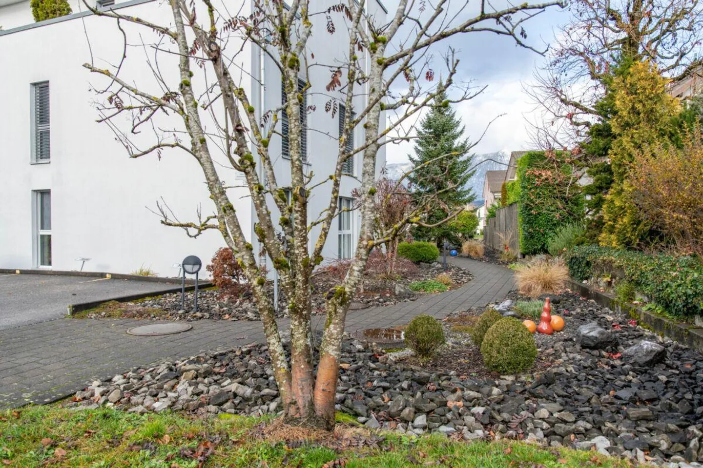 Bright Apartment with Winter Garden - Photo 18 of 22