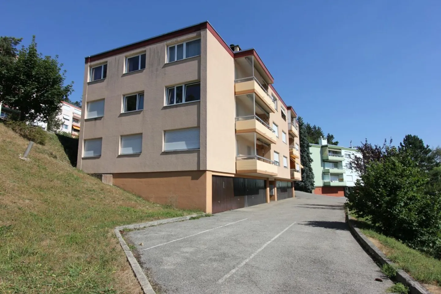 Magnificent 5.5-room apartment with balcony and garage - Photo 14 of 14