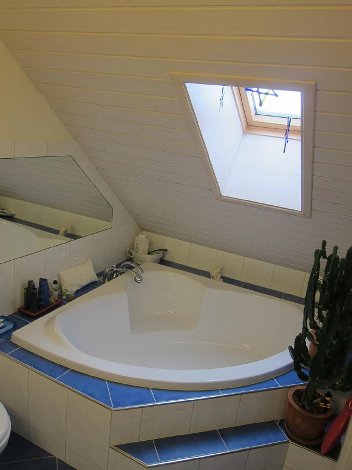 Molto fascino e vista lago - Foto 11 di 13