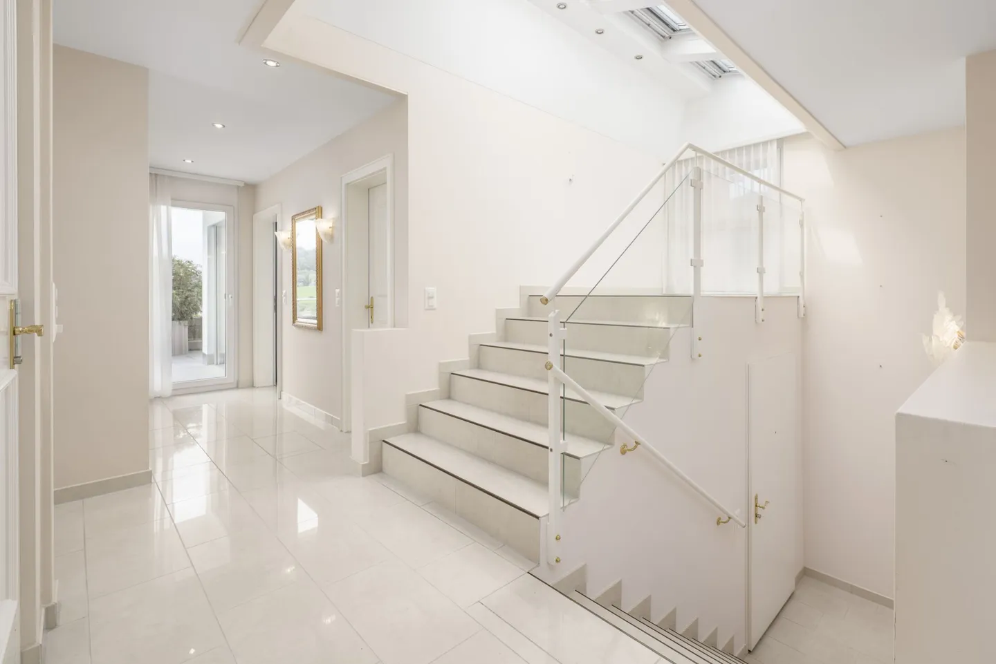 Appartamento attico elegante con vista da sogno - Foto 2 di 6