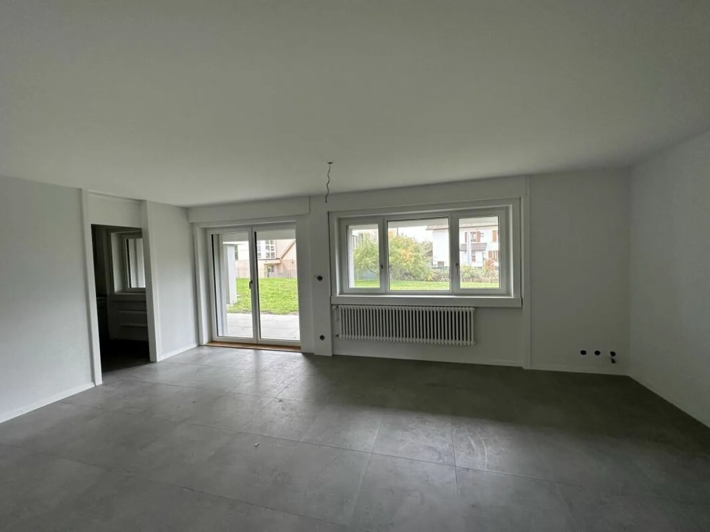 Apartment for rent - Photo 4 of 6