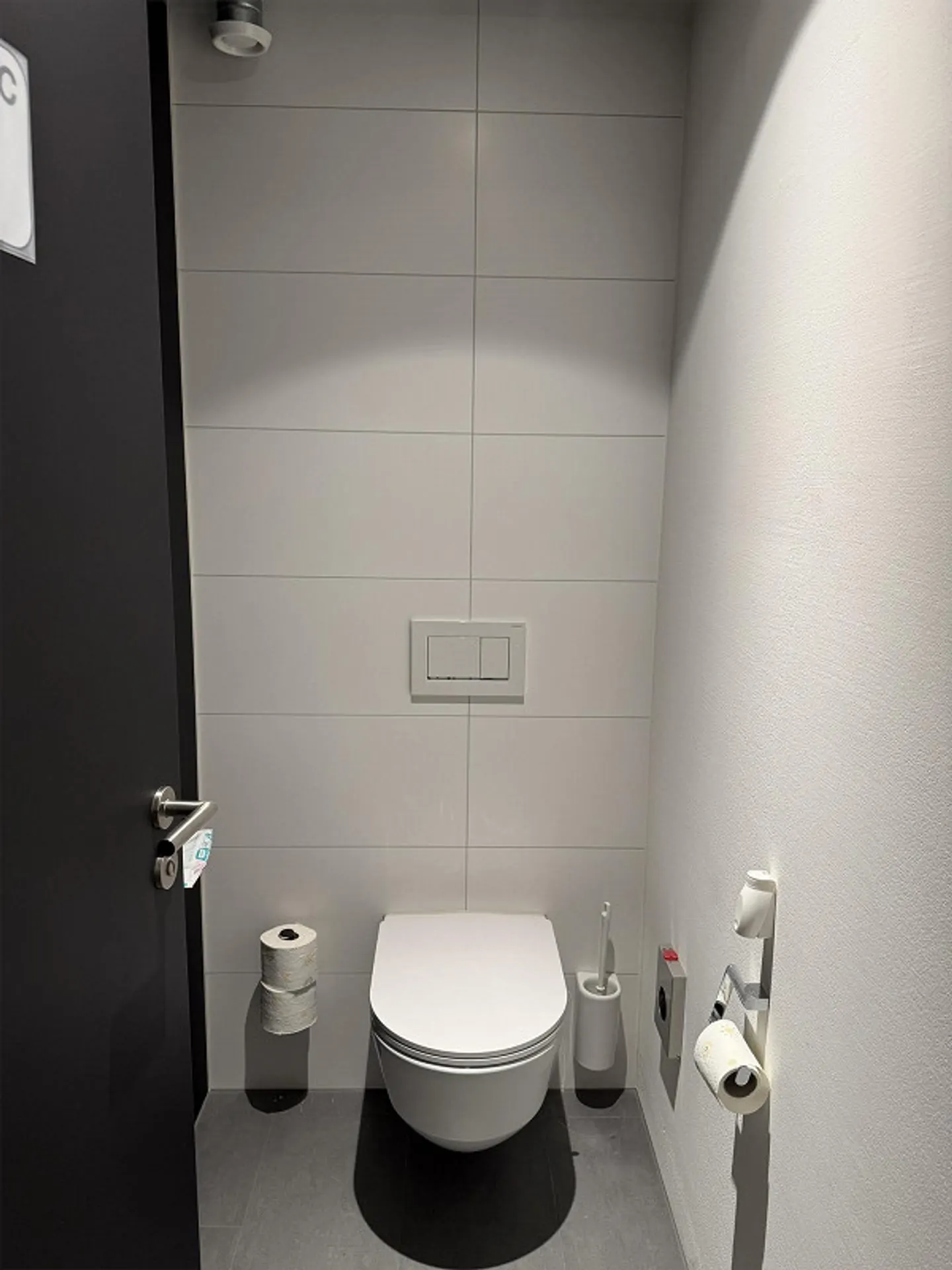Espace de bureau de haute qualité de 159 m² dans un emplacement central - Photo 10 sur 13