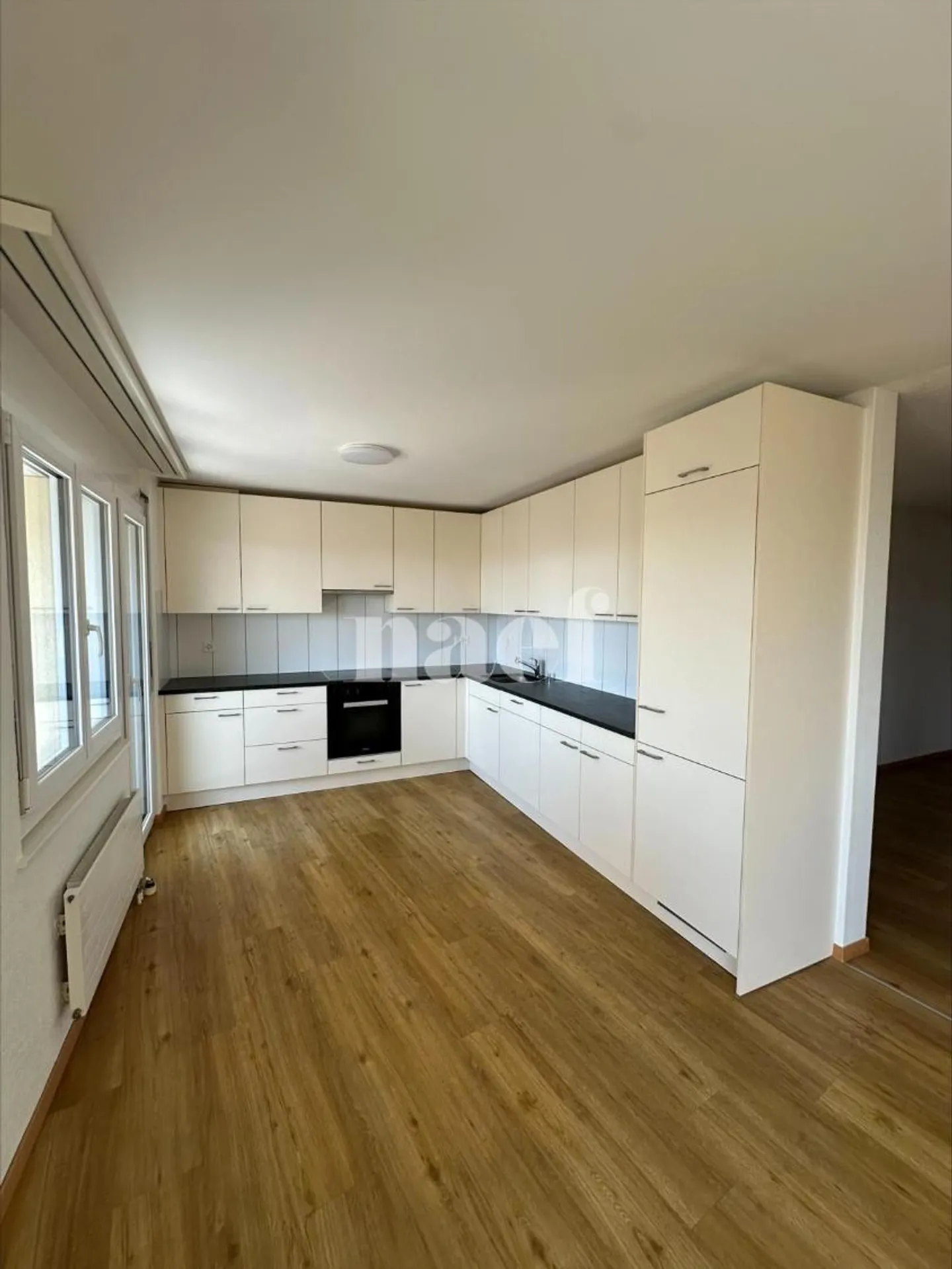 Apartment with 5.5 rooms on the third floor - Photo 2 of 9