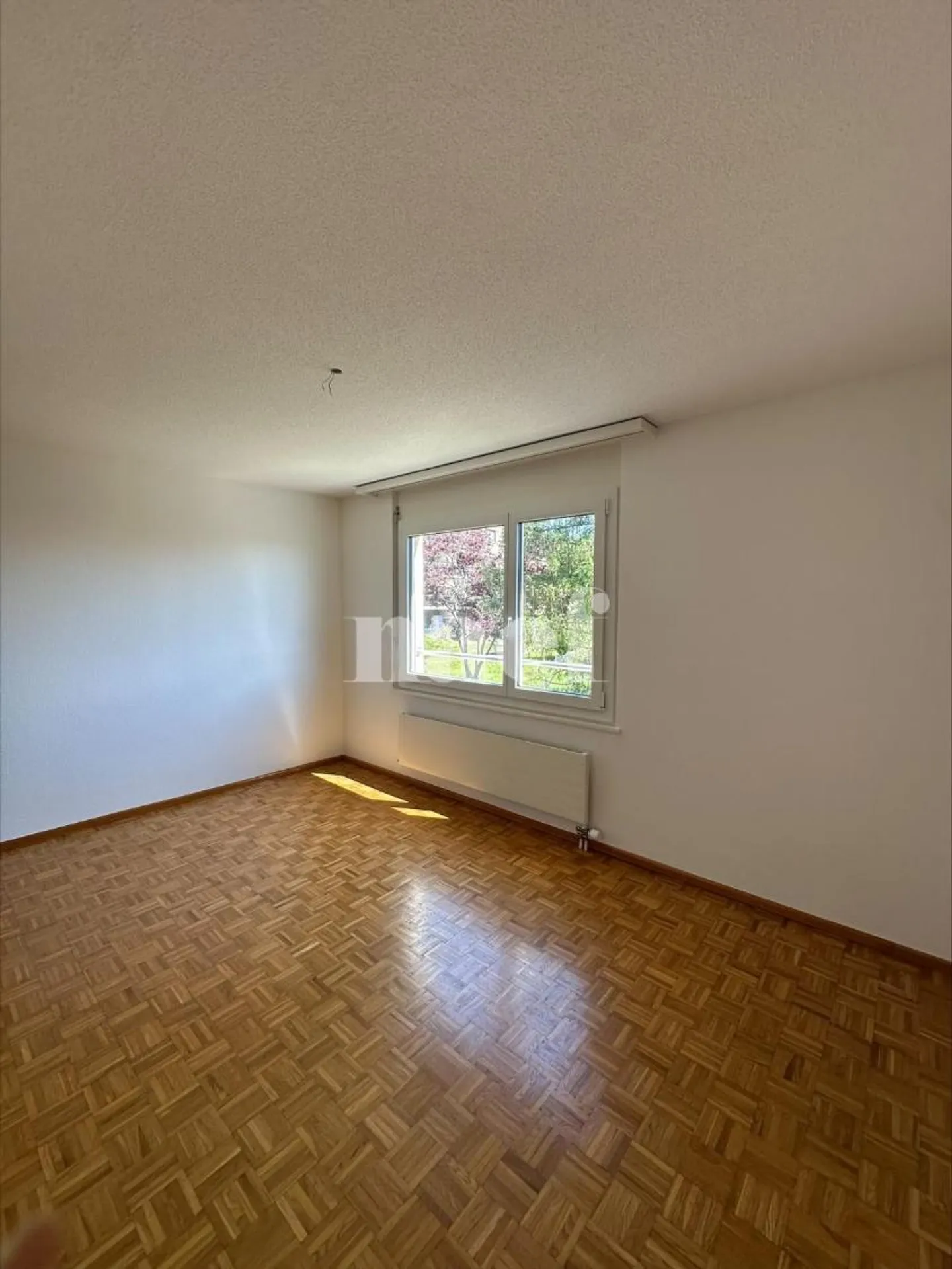 Apartment with 5.5 rooms on the third floor - Photo 5 of 9