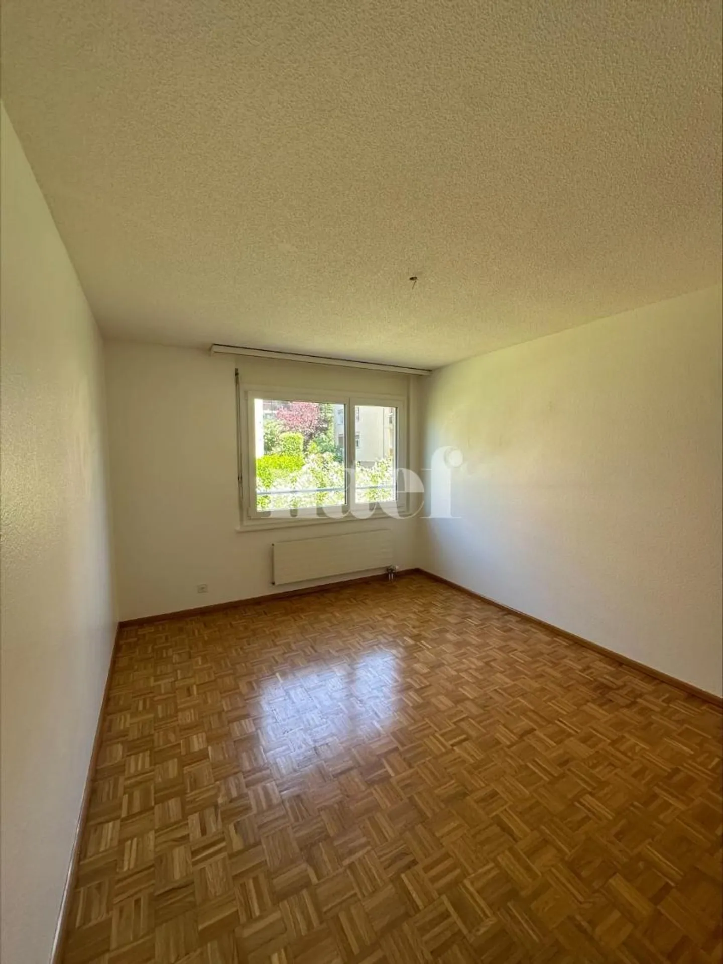 Apartment with 5.5 rooms on the third floor - Photo 6 of 9