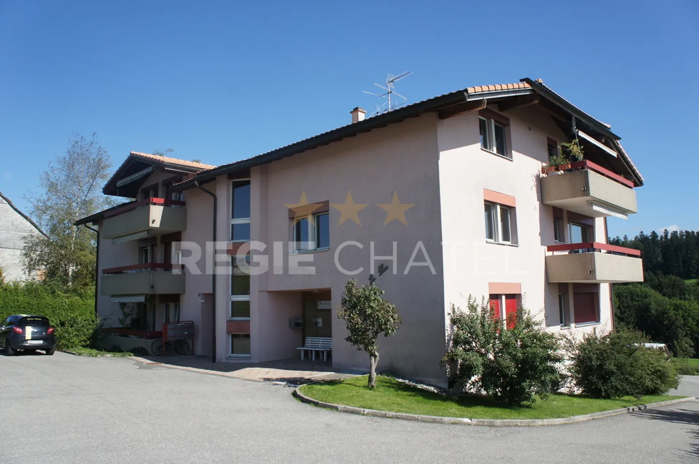 Gewerbefläche von 74 m2 im Erdgeschoss - Foto 1 von 2