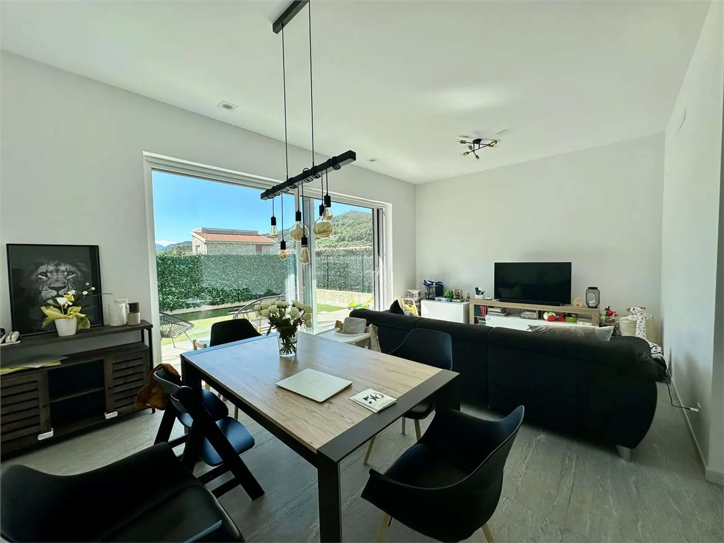 Modern row house villa with private garden in Arzo, Minergie standard - Photo 2 of 11