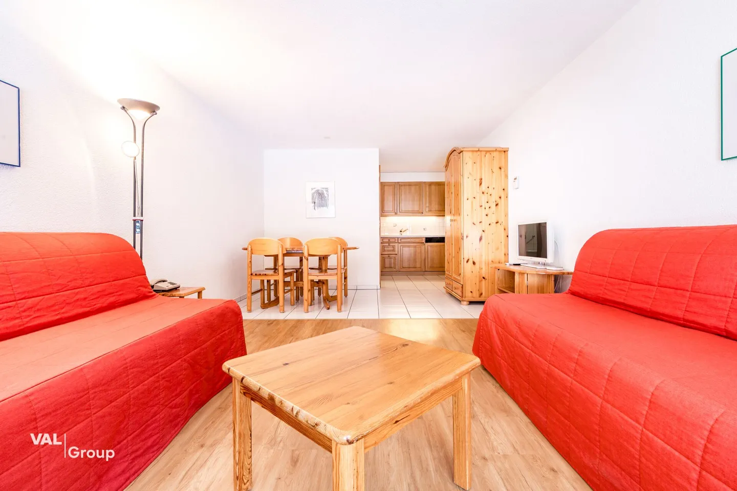 Alpine Charm with Sunny Terrace and Free View - Photo 2 of 13