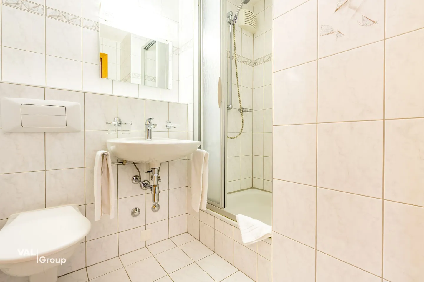 Alpine Charm with Sunny Terrace and Free View - Photo 9 of 13