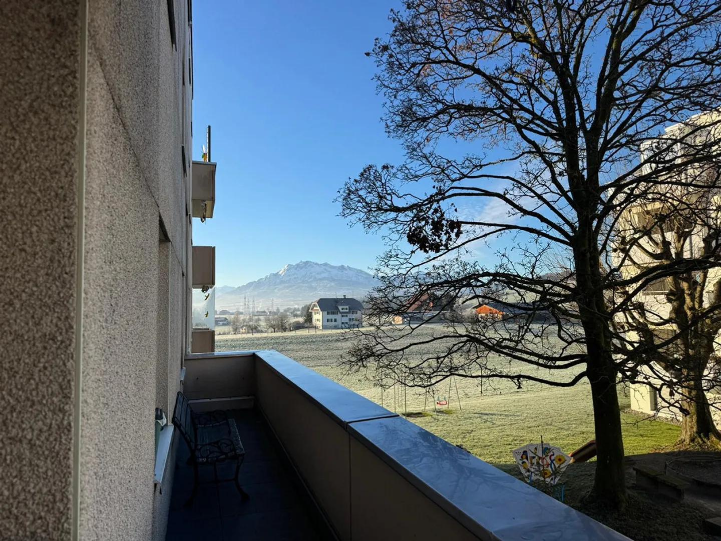 Modernized 4.5 room apartment in Eschenbach LU with balcony & mountain view - Photo 1 of 12