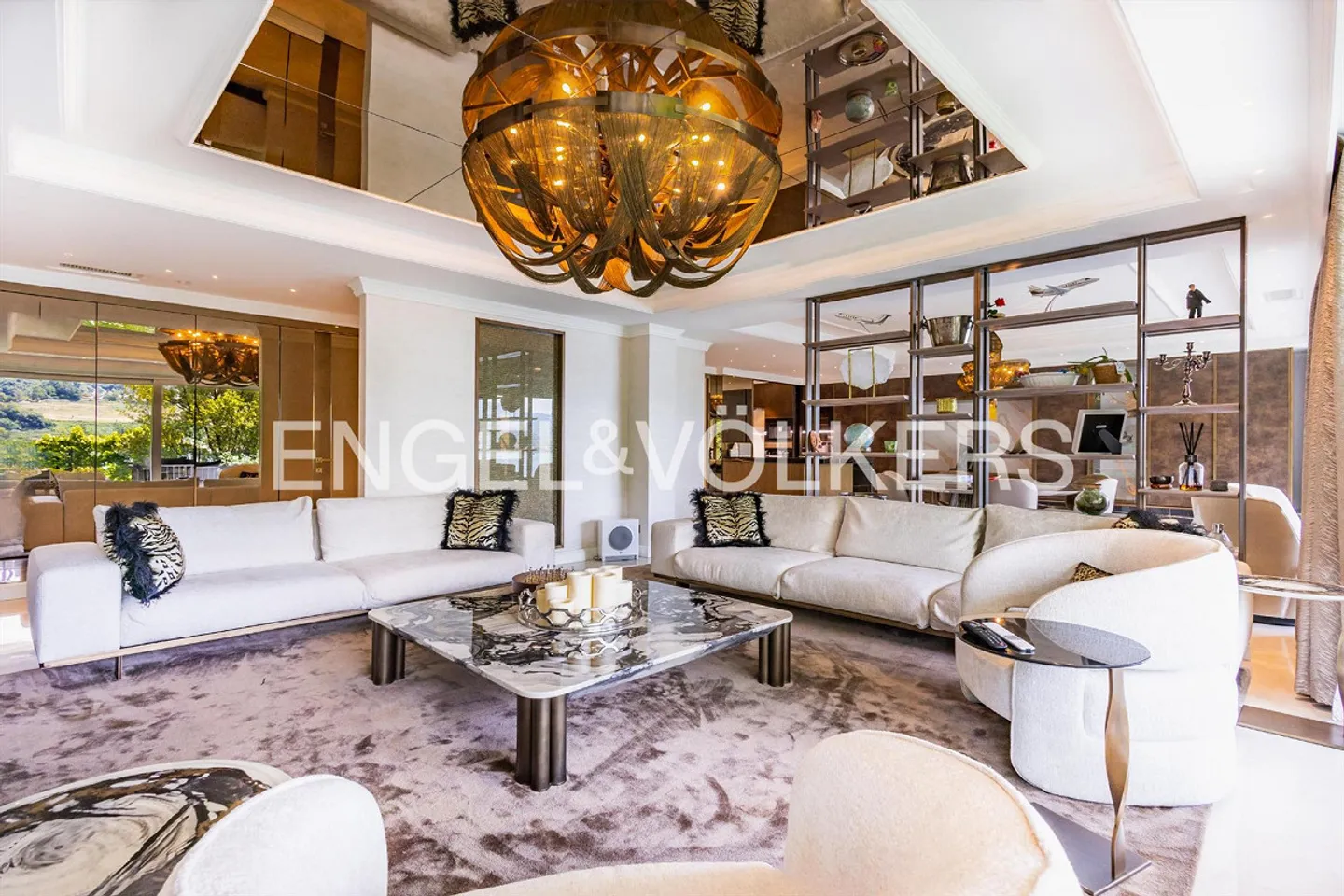 High-Quality Penthouse by the Lake with Rooftop Terrace - Photo 5 of 13