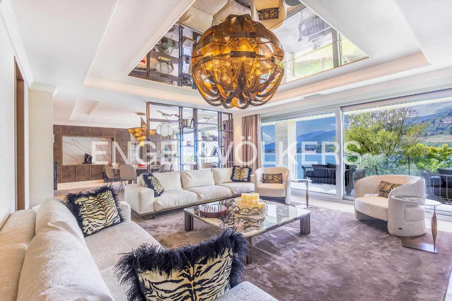 High-Quality Penthouse by the Lake with Rooftop Terrace - Photo 2 of 13