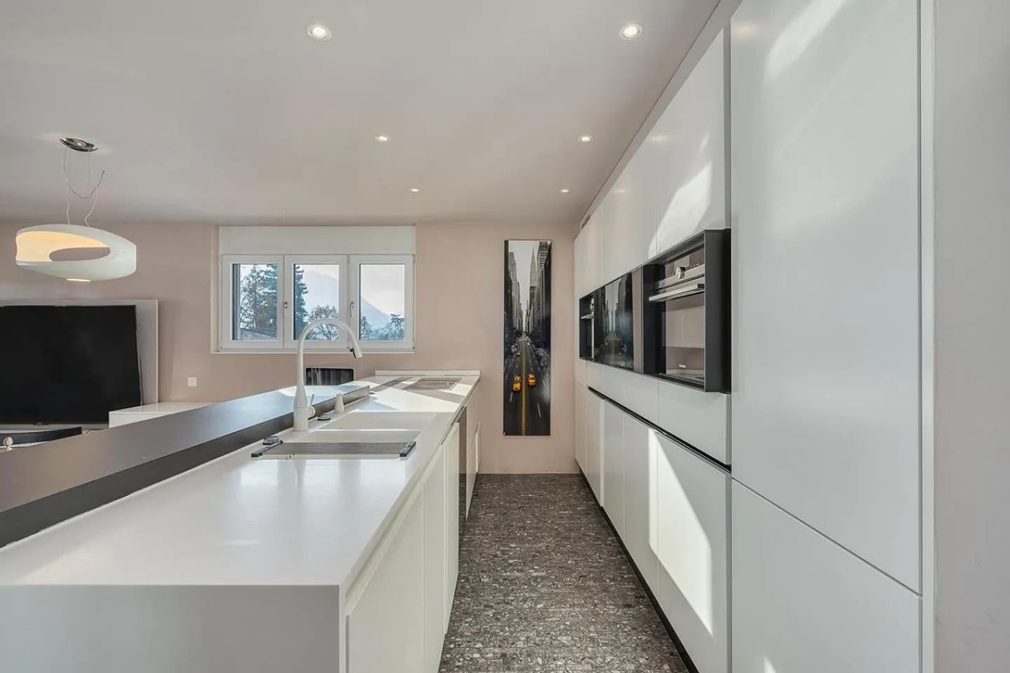 Appartamento Moderno con Vista Lago a Massagno - Foto 6 di 9