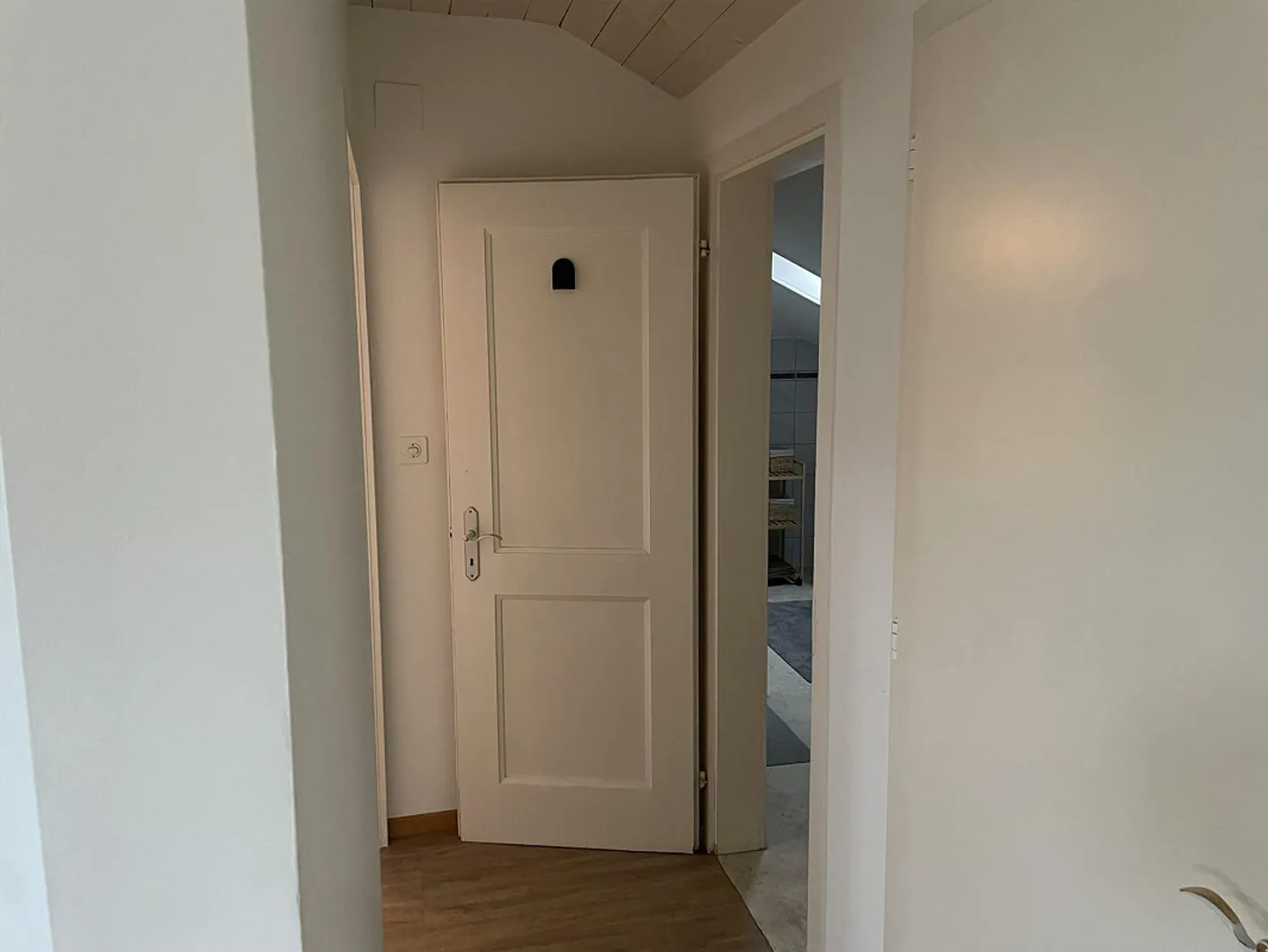 3.5-room attic apartment, 98 m², centrally located in Landquart - Sublet - Photo 5 of 8