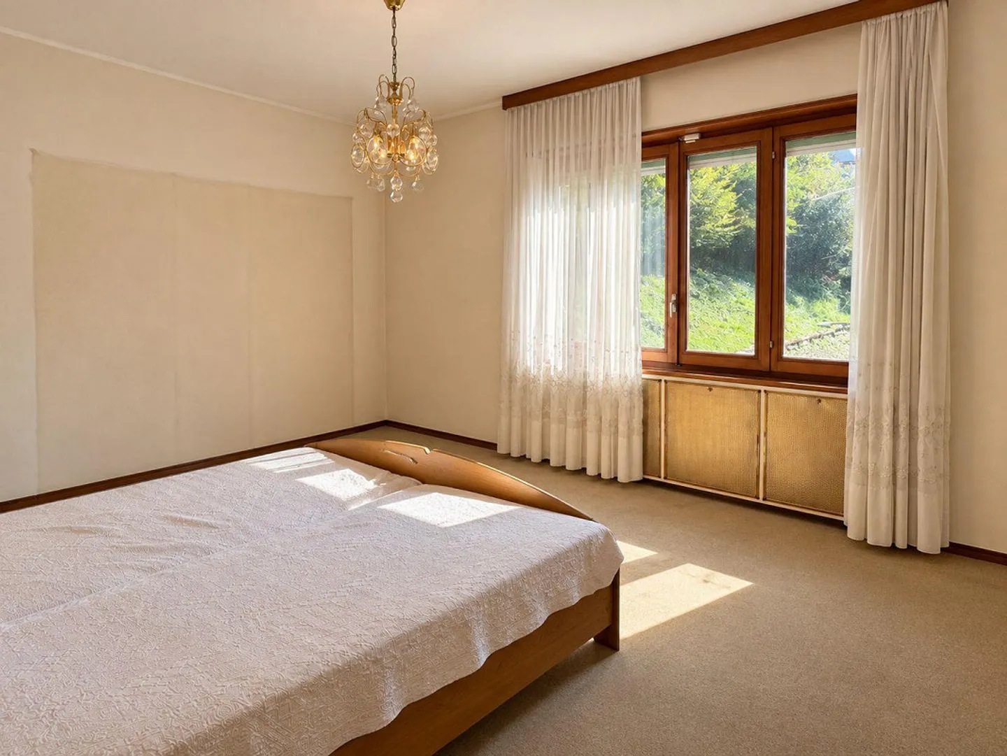 Renovation-Needed House with Two Separate Apartments and Stunning Lake View - Photo 5 of 21