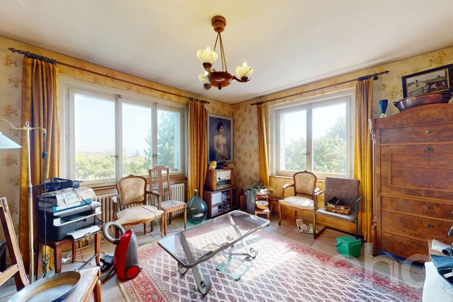 Piccola casa in un contesto idilliaco da ristrutturare completamente! - Foto 11 di 12