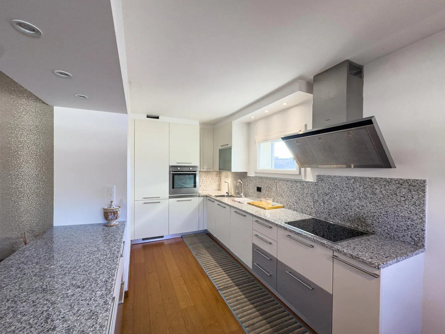 4.5-room apartment in Pregassona - Photo 2 of 9