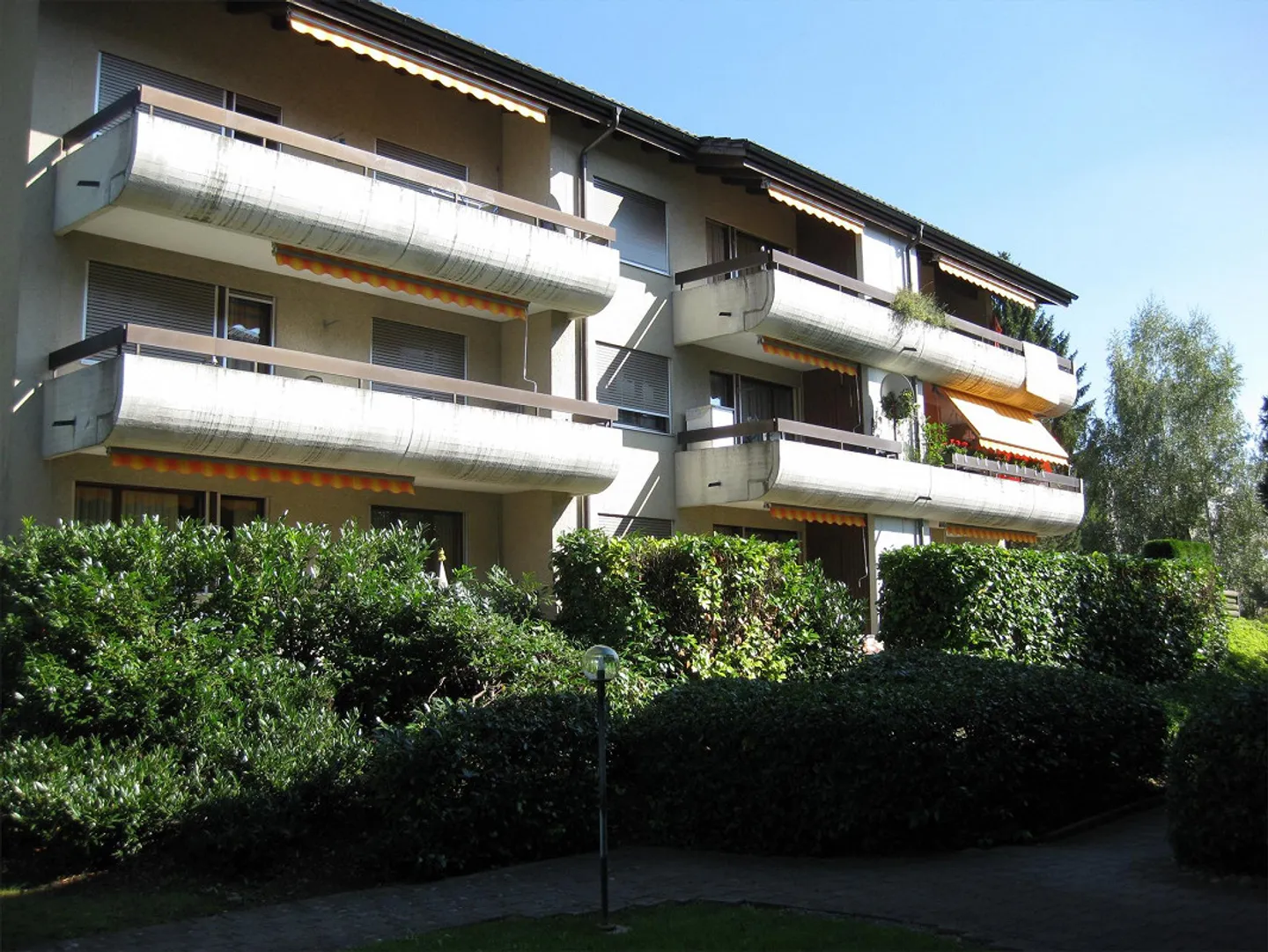 Appartement spacieux au rez-de-chaussée - Photo 1 sur 7