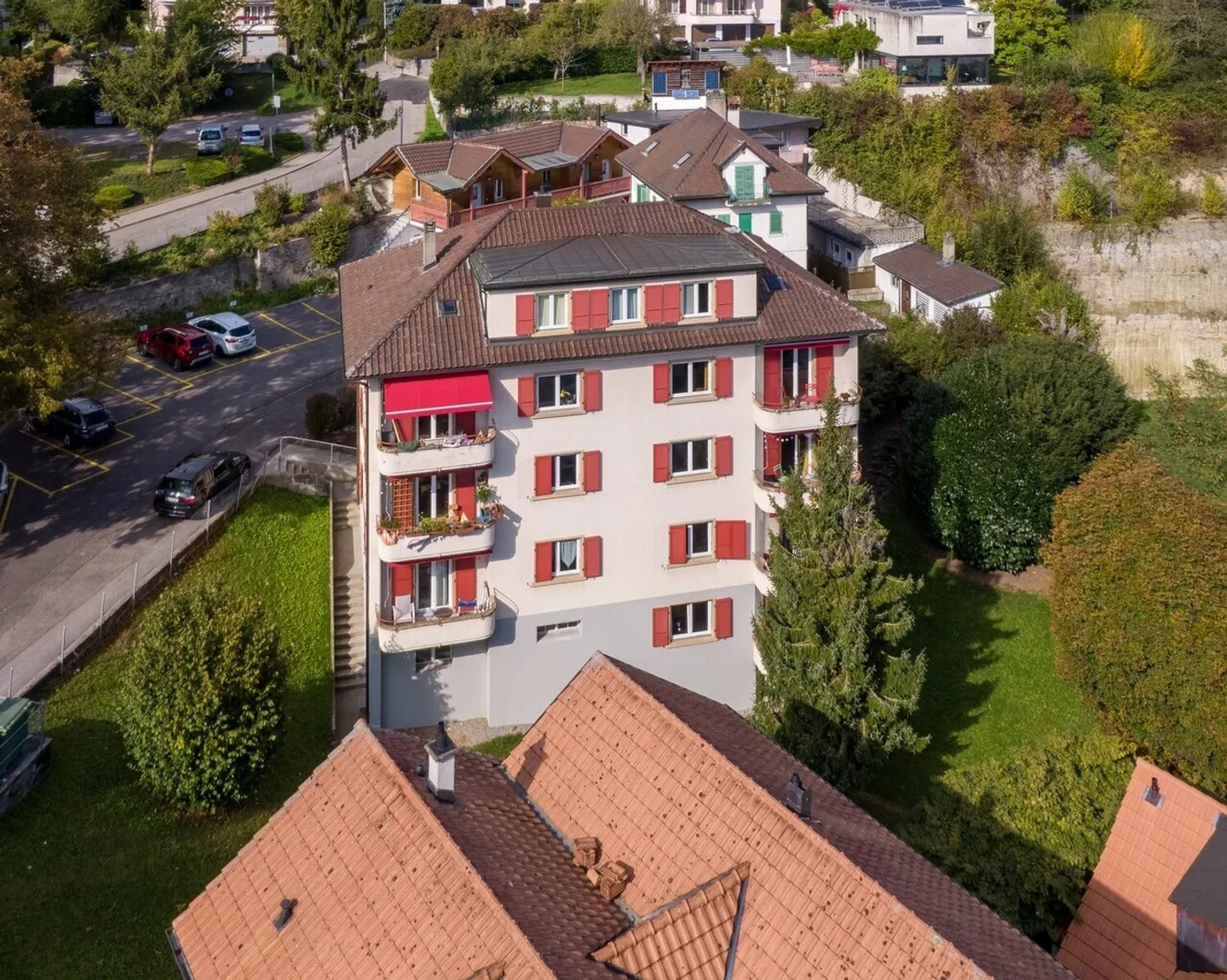 Charmant appartement 3.5 pièces au 1er étage - Photo 2 sur 9