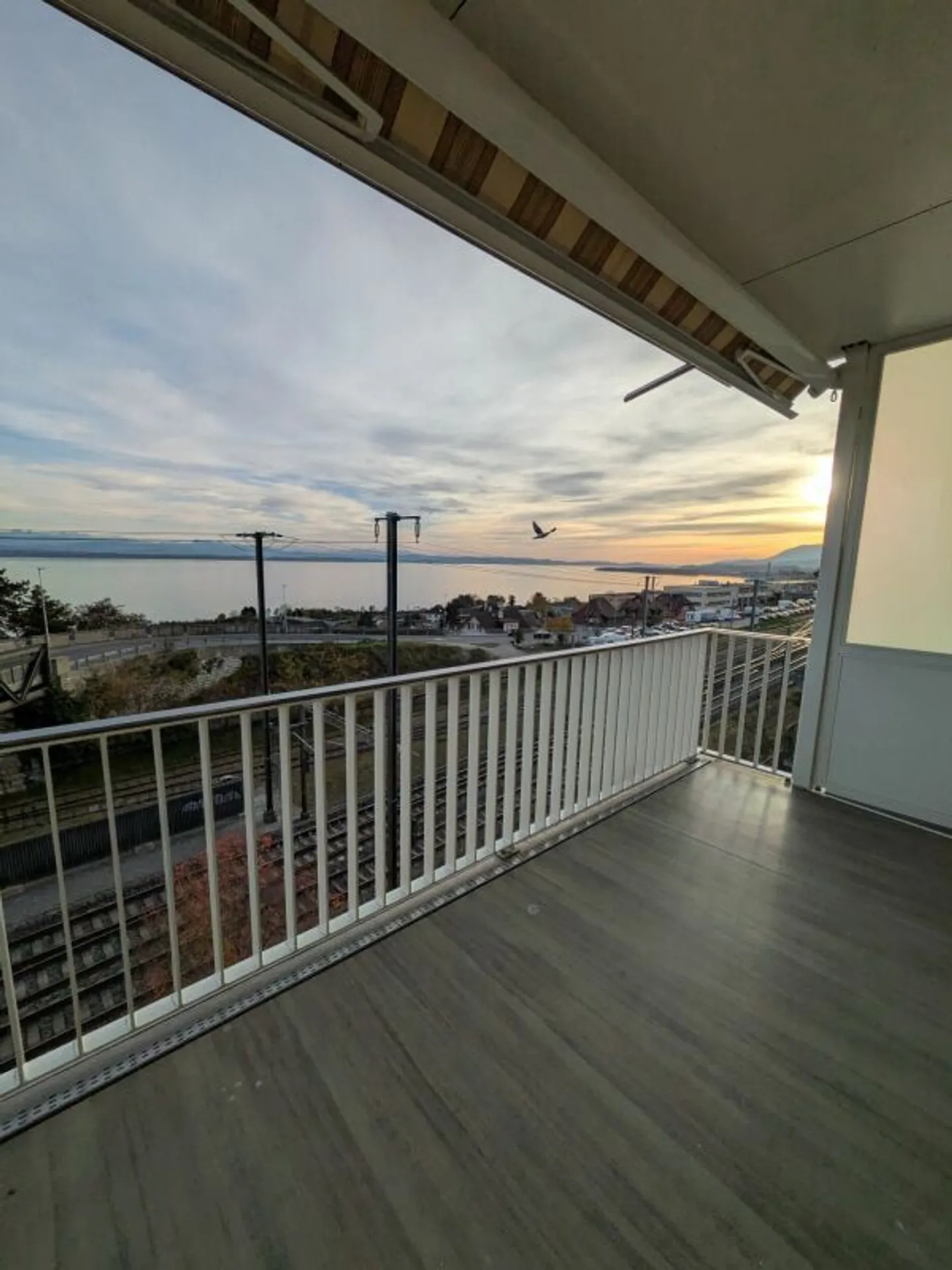 Appartement de 3 pièces avec vue sur le lac - Photo 9 sur 11