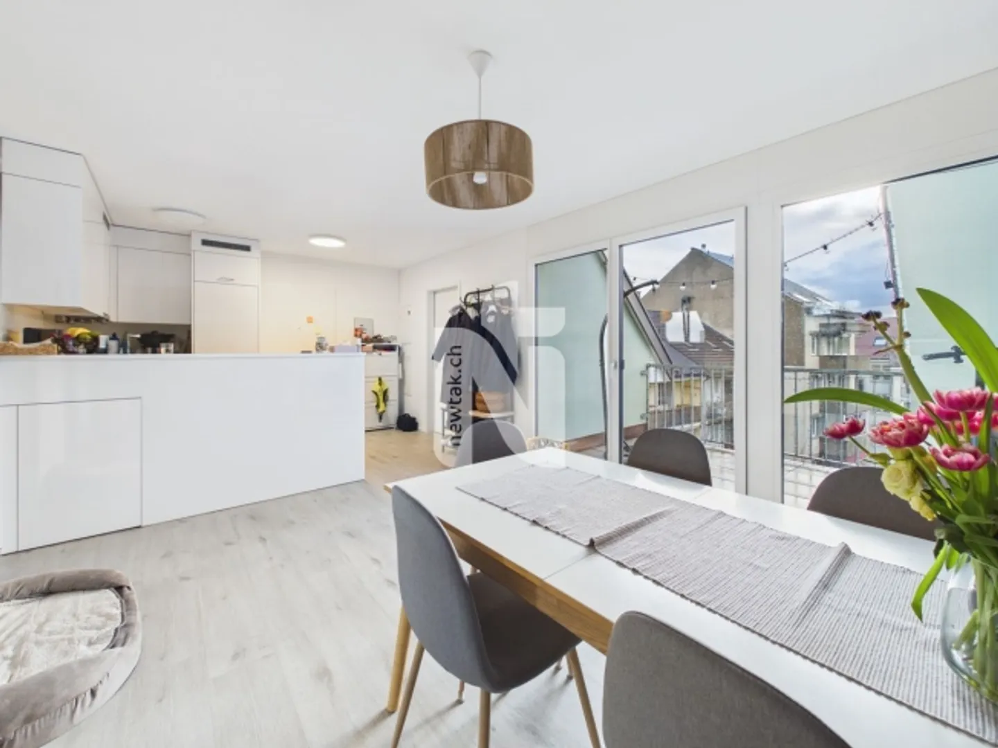 Vivere su due piani - con balcone, ascensore, torre di lavaggio e giardino comune - Foto 3 di 13