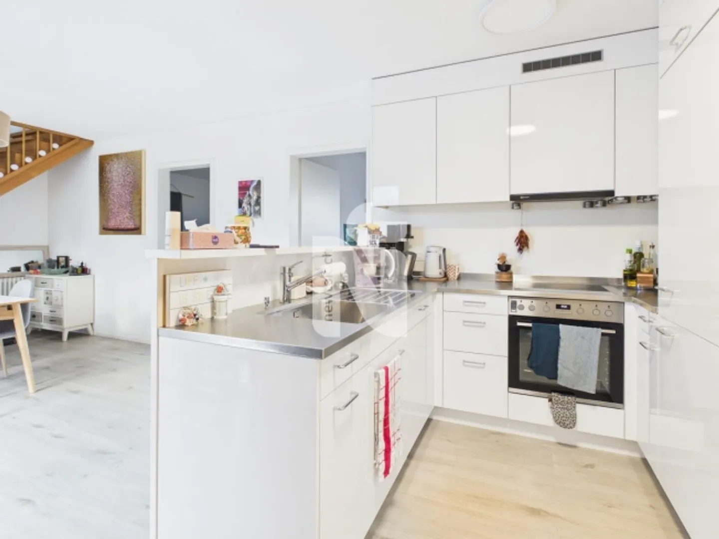 Vivere su due piani - con balcone, ascensore, torre di lavaggio e giardino comune - Foto 4 di 13