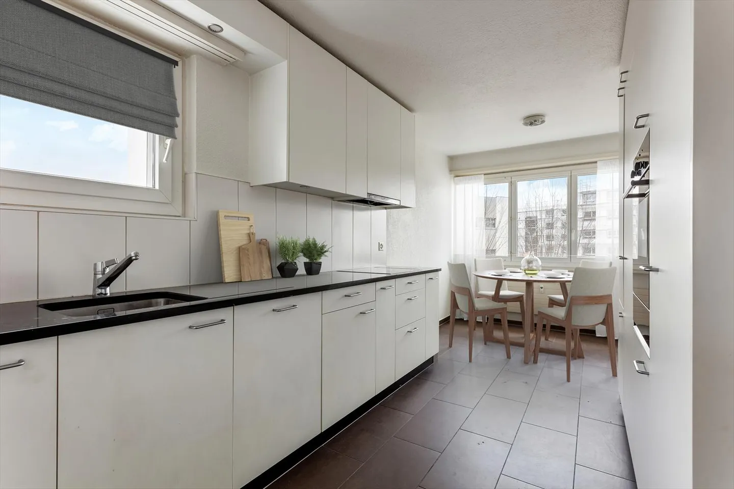 Apartment for rent - Photo 5 of 13