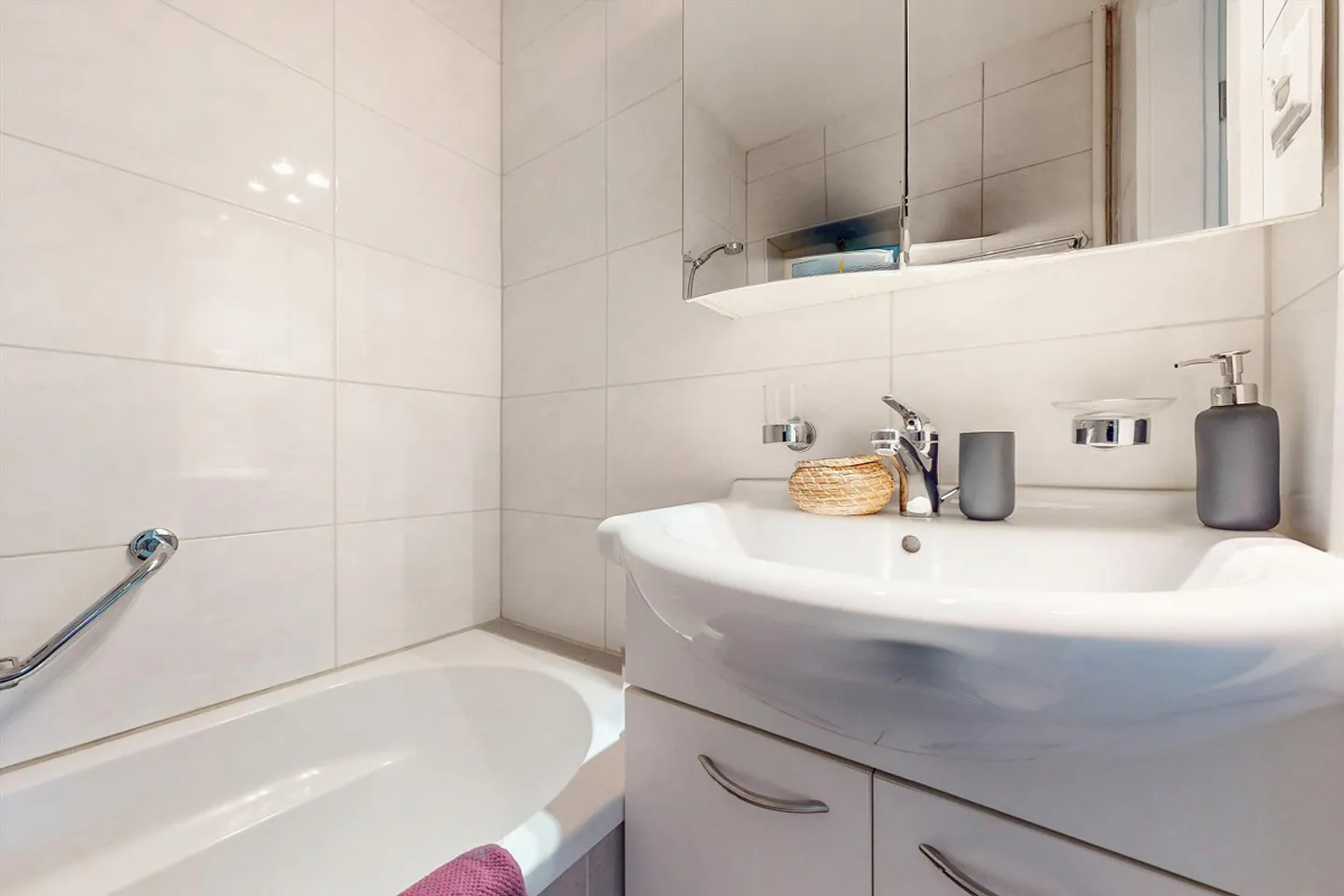 La tua nuova casa a Olten: Moderna e centrale - Affitta senza deposito! - Foto 6 di 7