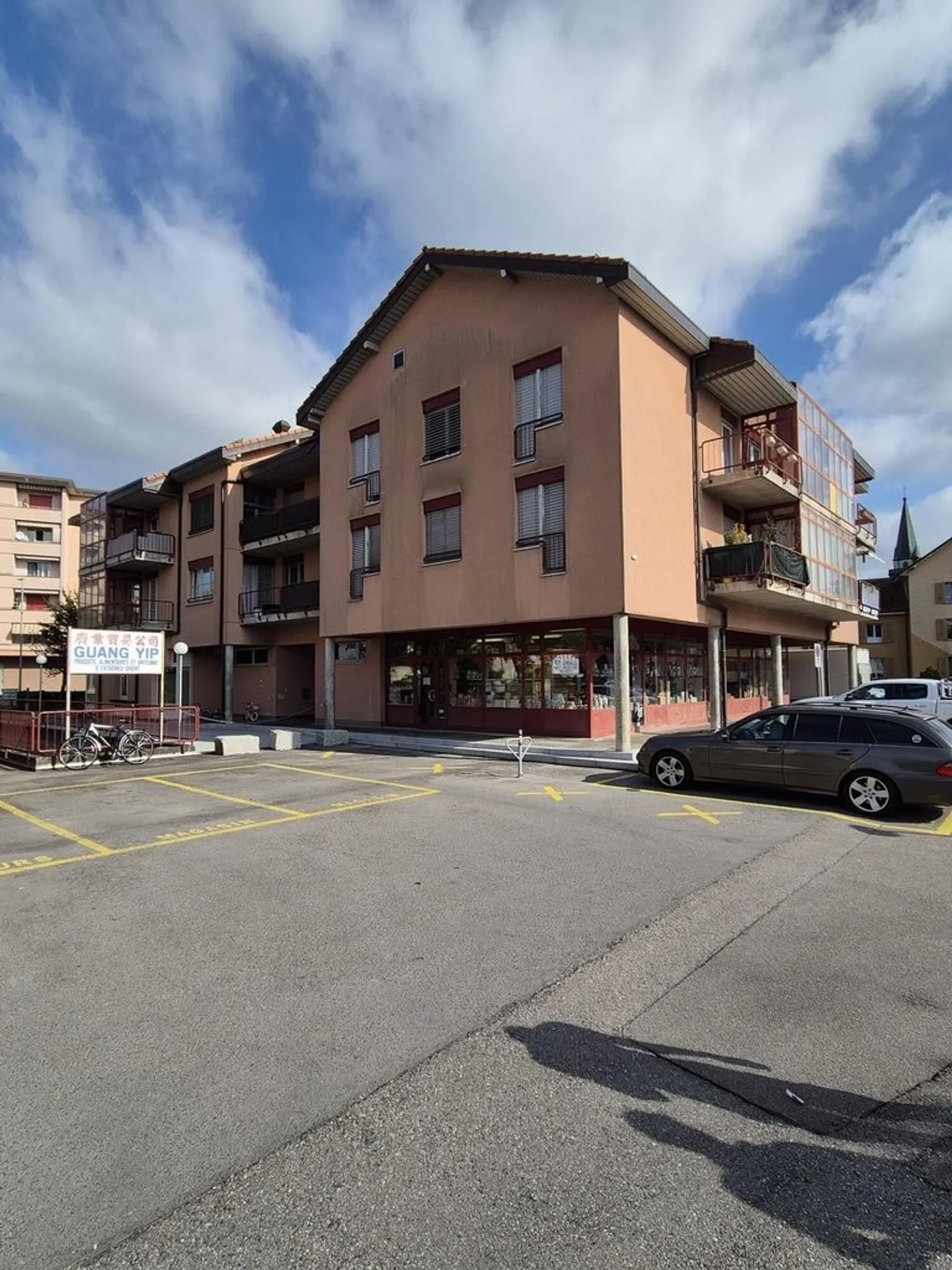 PAYERNE (VD) - Indoor Parking - Photo 1 of 1