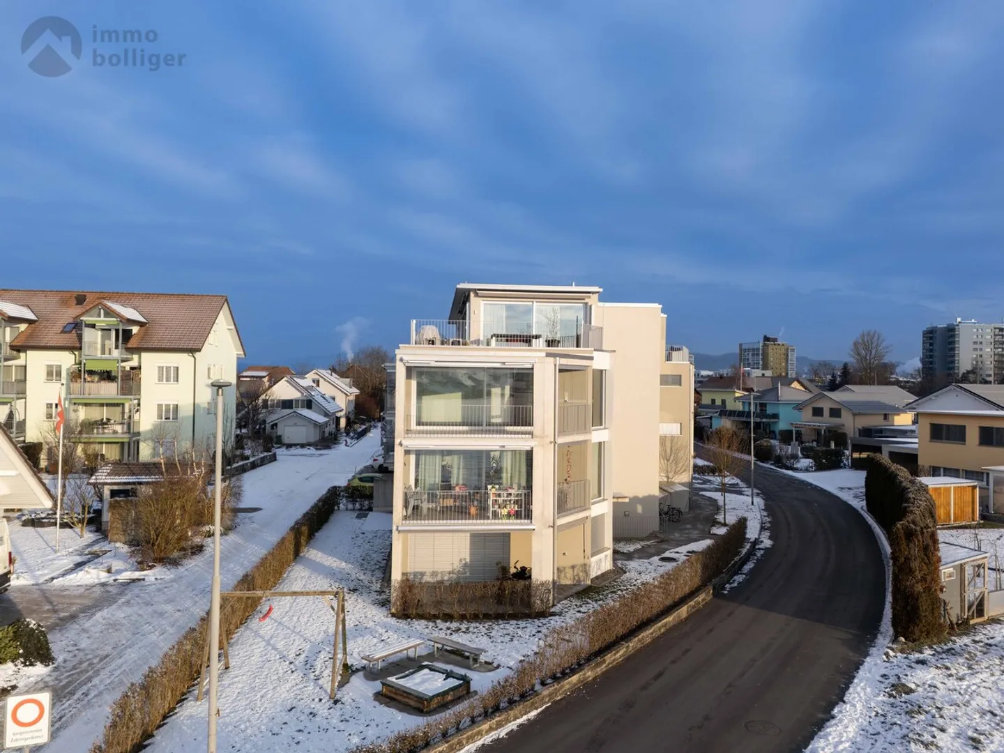 A Home to Breathe and Feel Good - Photo 12 of 13