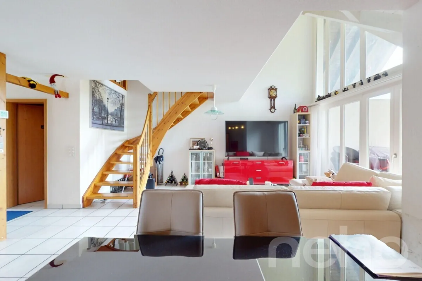 Appartement en duplex avec beaucoup d'espace et vue sur la verdure - Photo 2 sur 12