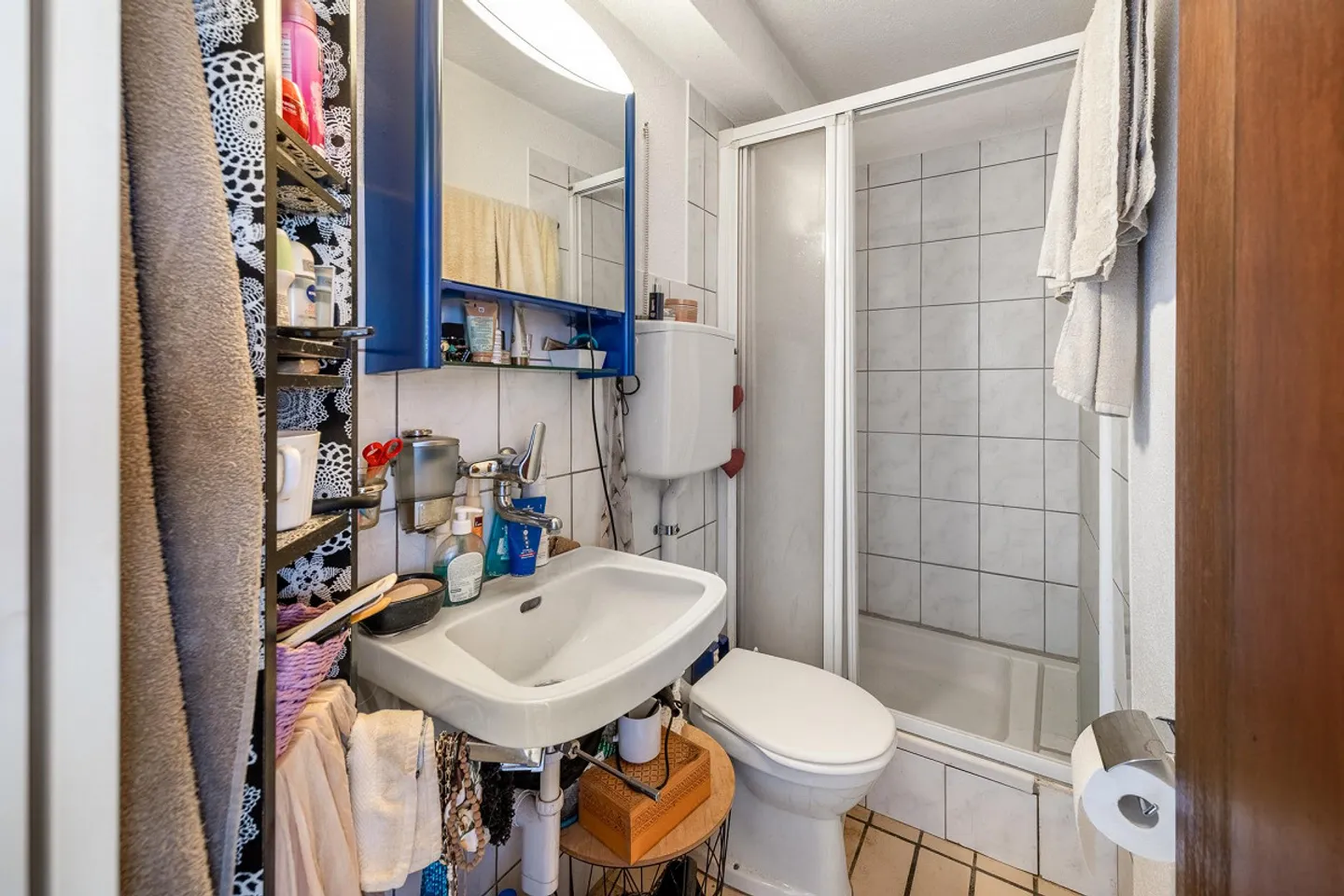 Appartement pratique de 1,5 pièce dans une résidence en terrasse - Photo 4 sur 9