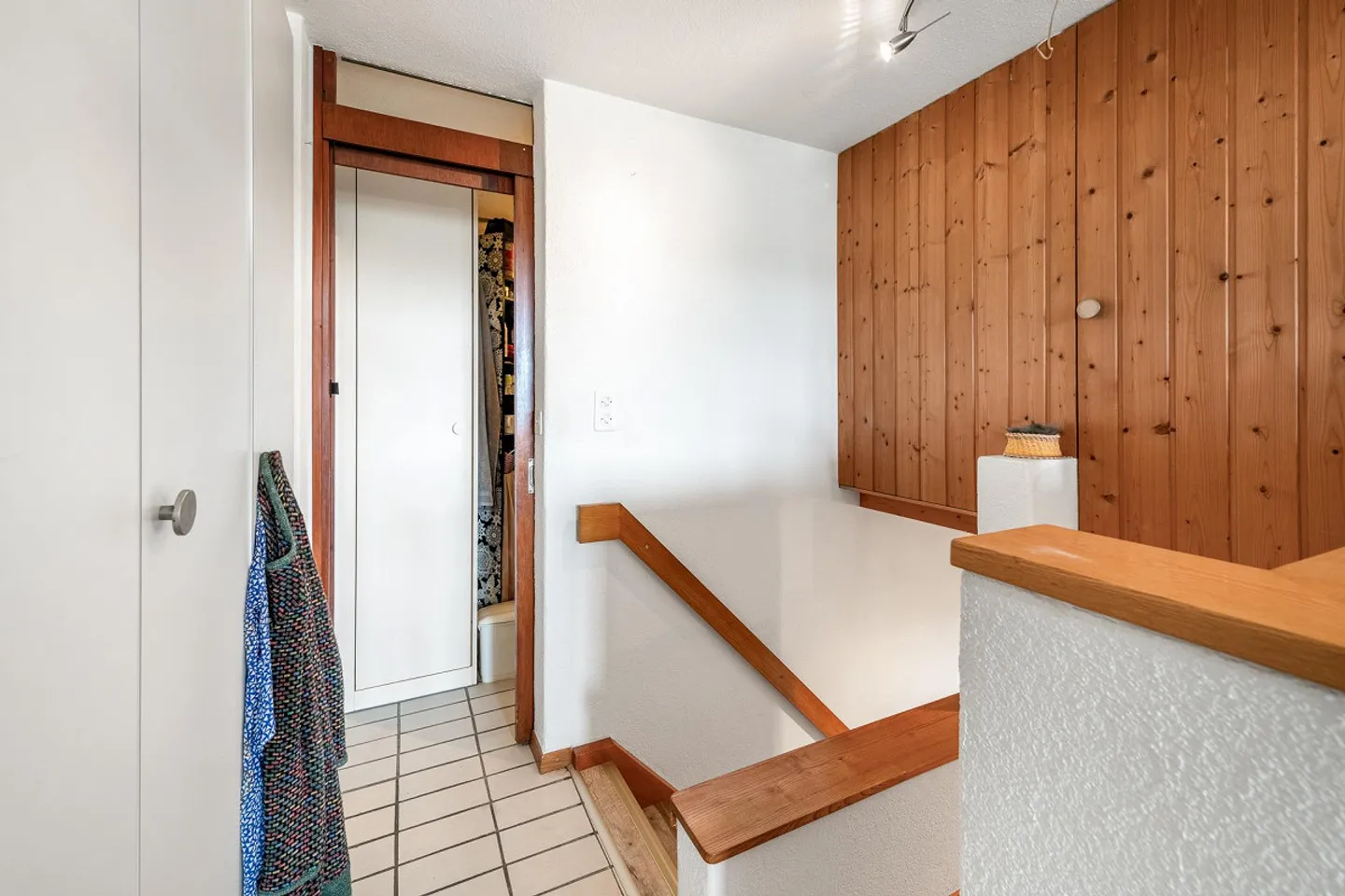 Appartement pratique de 1,5 pièce dans une résidence en terrasse - Photo 6 sur 9