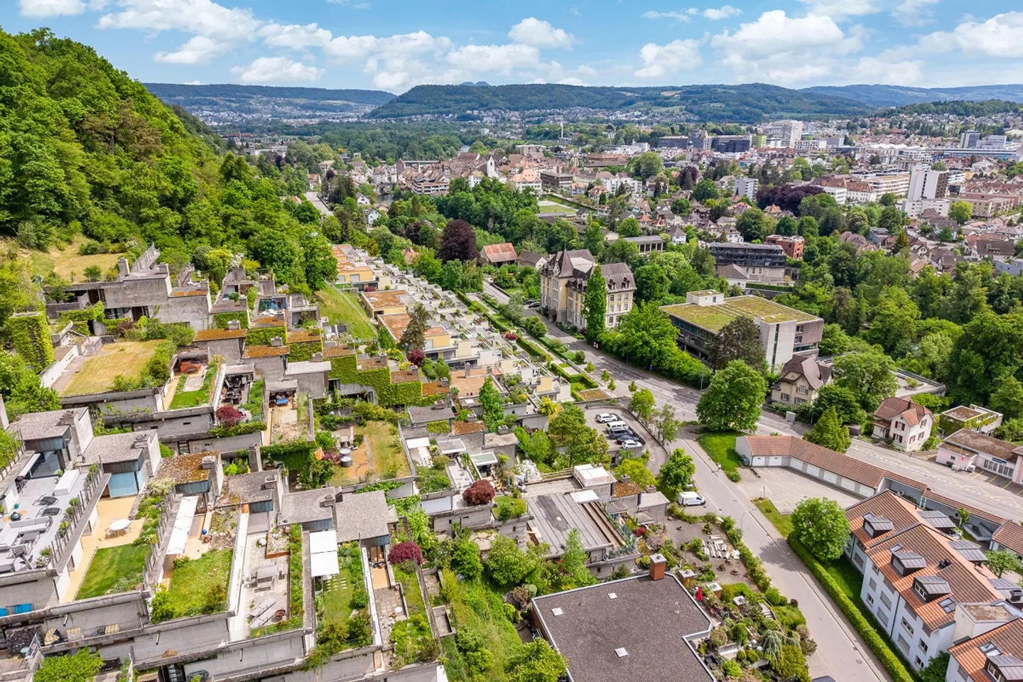 Appartement pratique de 1,5 pièce dans une résidence en terrasse - Photo 8 sur 9