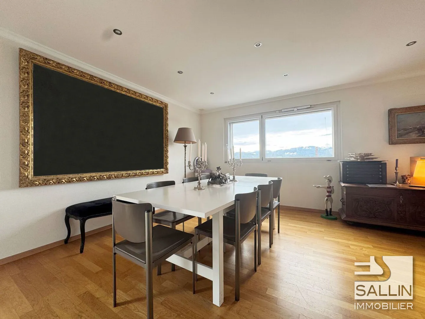 Loft al 15° piano con terrazza sul tetto e vista panoramica a 360° - Foto 4 di 9