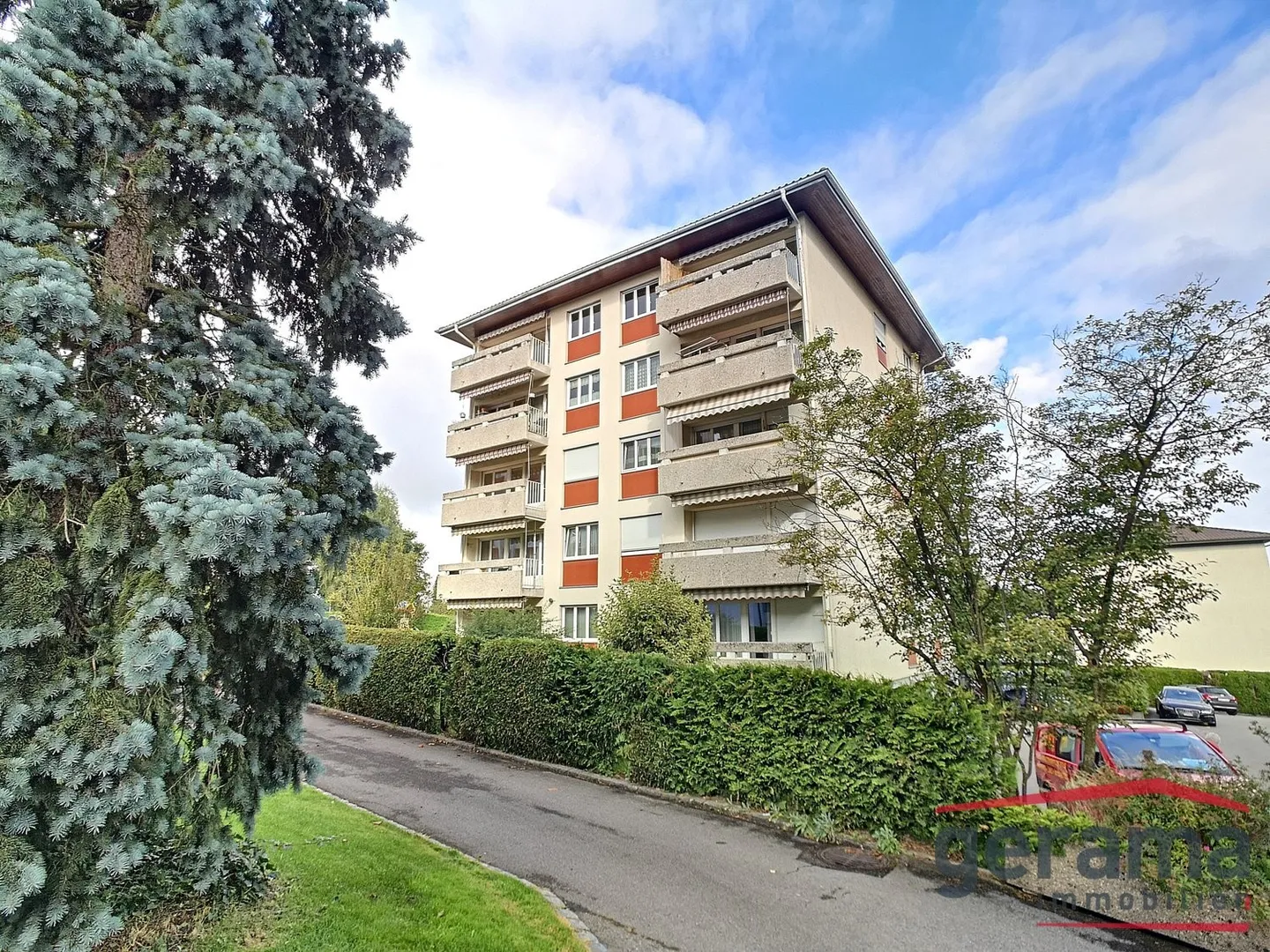 3.5 Room Apartment - Photo 1 of 2