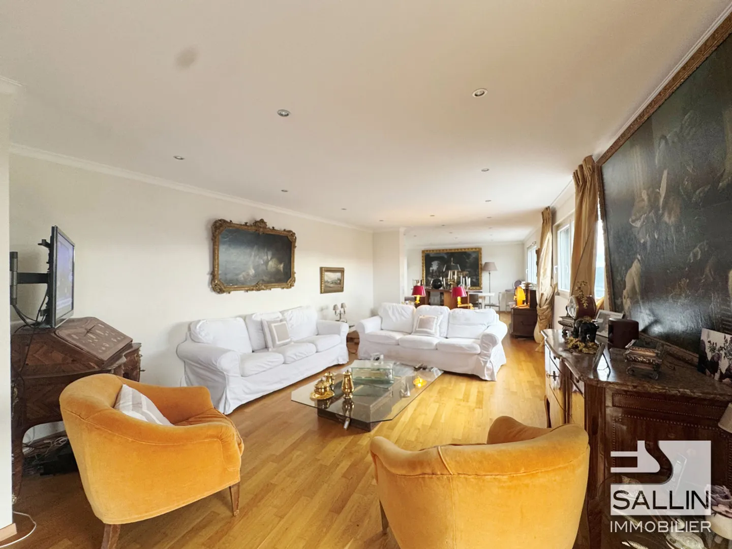 Loft al 15° piano con terrazza sul tetto e vista panoramica a 360° - Foto 5 di 9