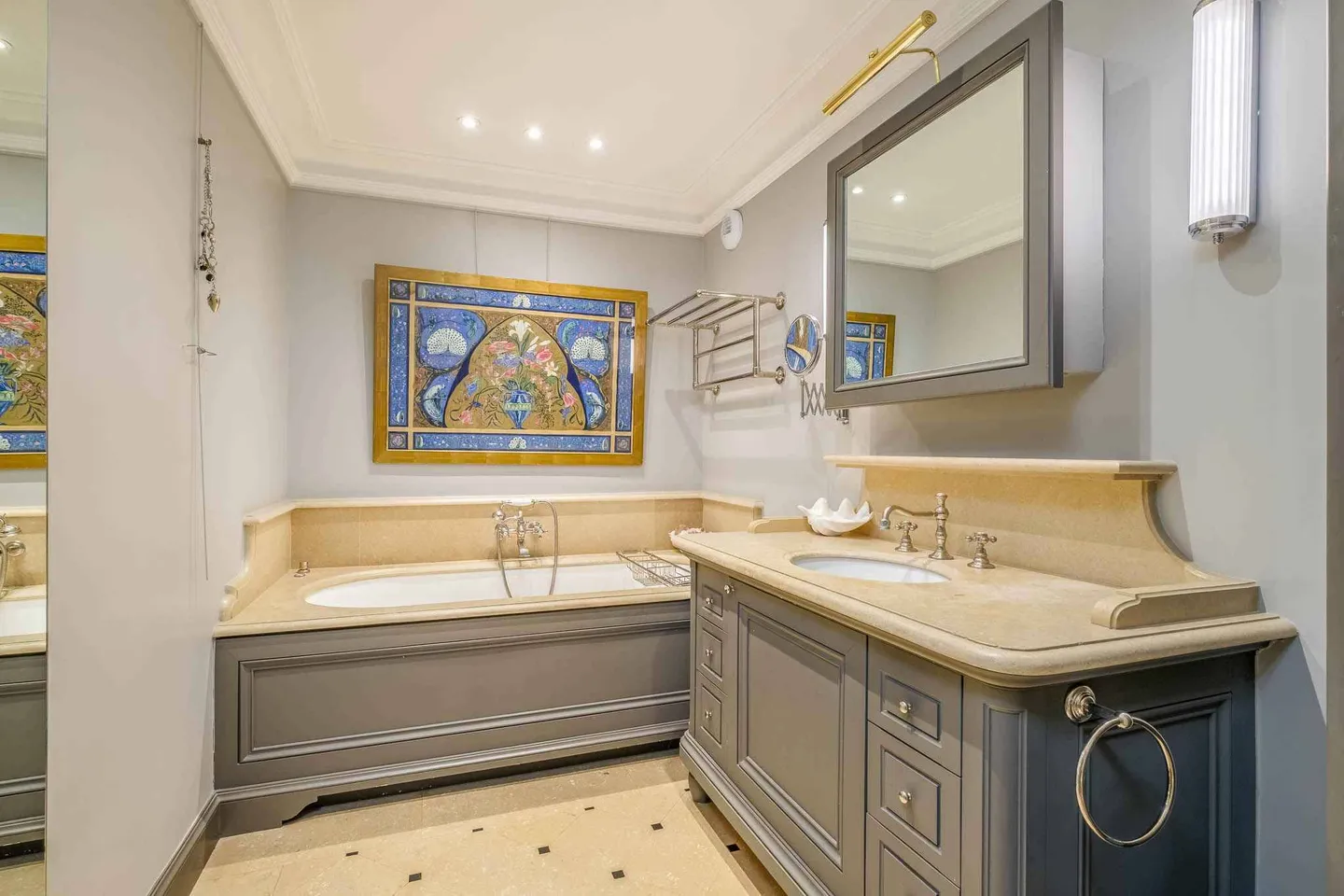 Exclusively! Superb 7-room apartment in SI with terraces of over 120 m² - Photo 8 of 12