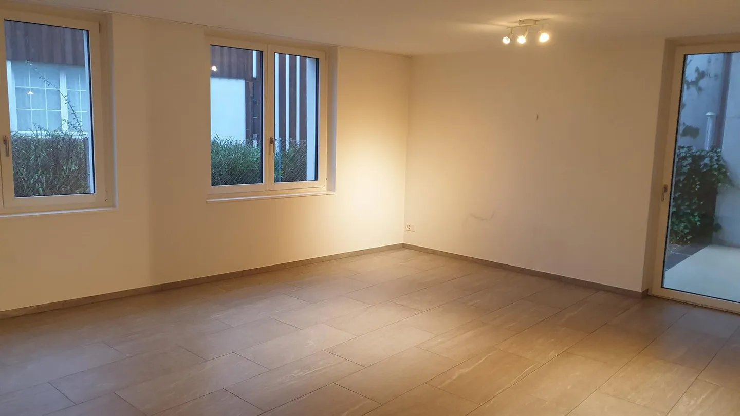 Charming, modern 1-room studio, ground floor in the "Döbelihaus" in Pratteln - Photo 6 of 7