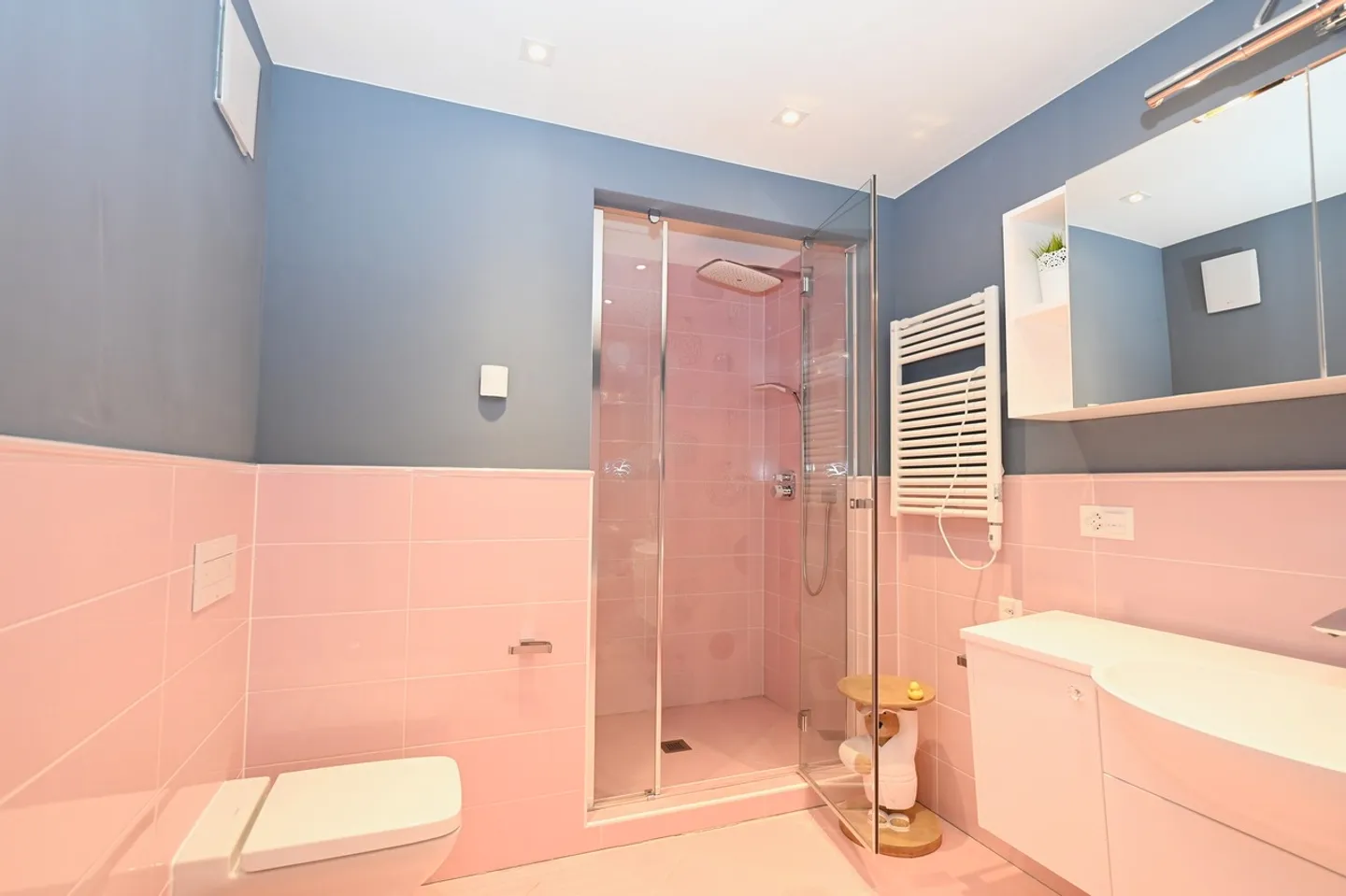 Spacious Luxury Apartment with Garden in the Collina d'Oro Resort - Photo 19 of 25