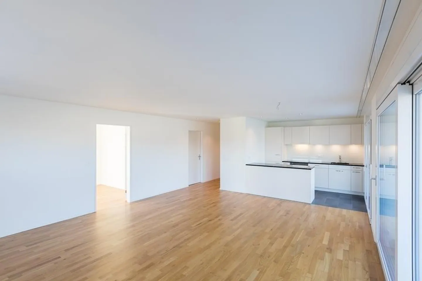 Appartement Attique Moderne - Photo 3 sur 9