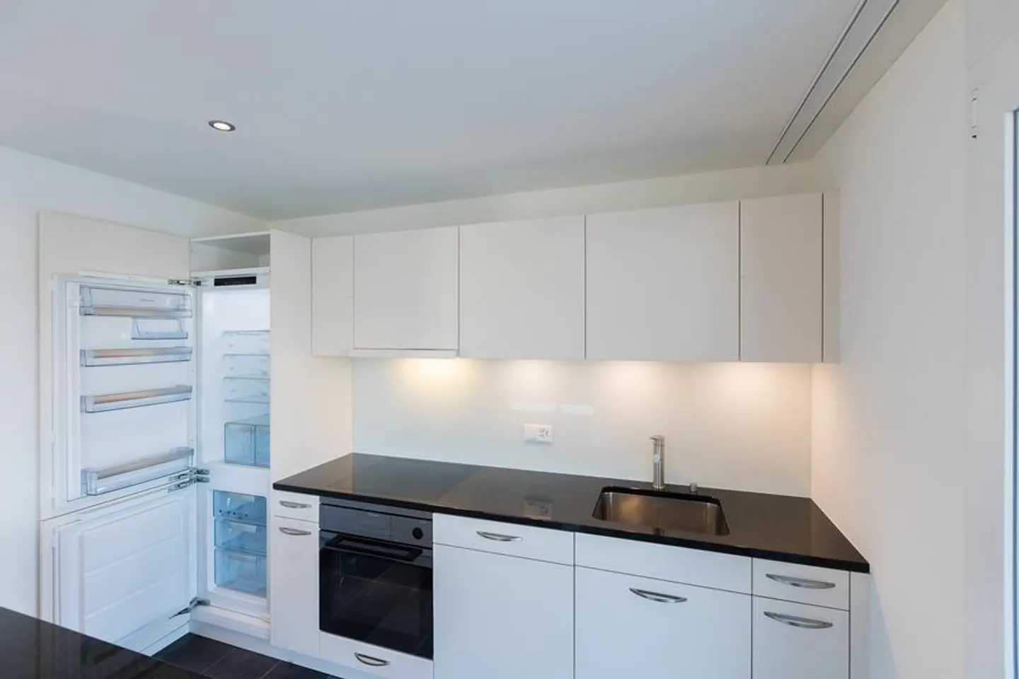 Appartement Attique Moderne - Photo 4 sur 9