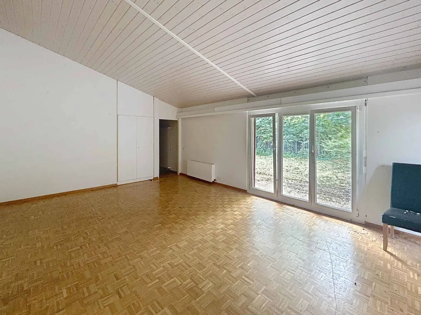 Two Villas with Renovation Potential - Photo 6 of 7