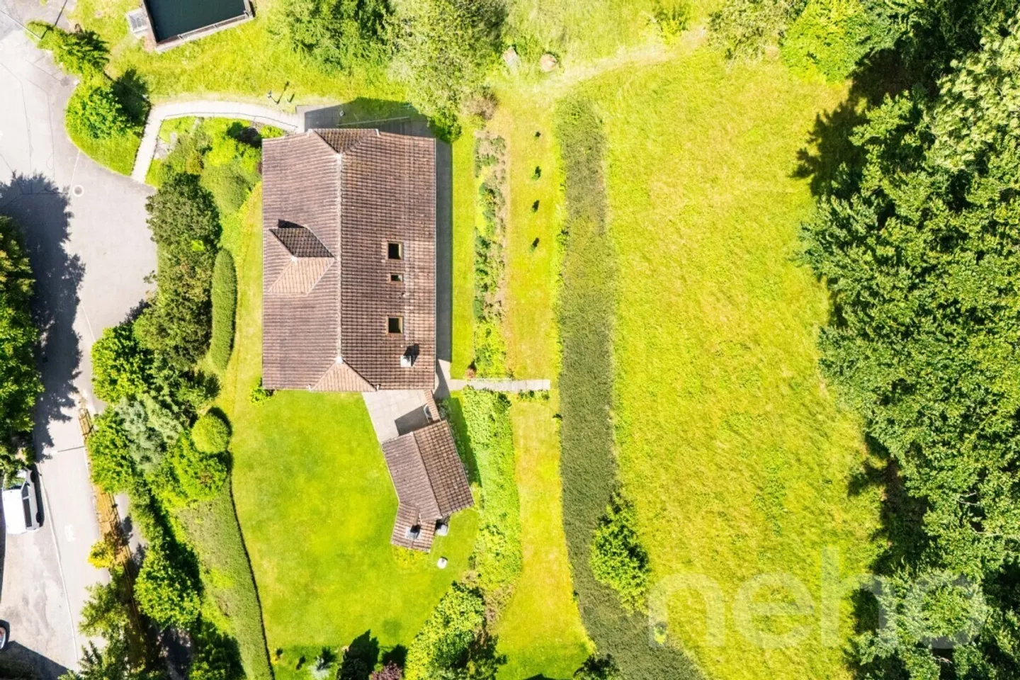 Ampia casa unifamiliare con vista panoramica e giardino da sogno - Foto 1 di 13
