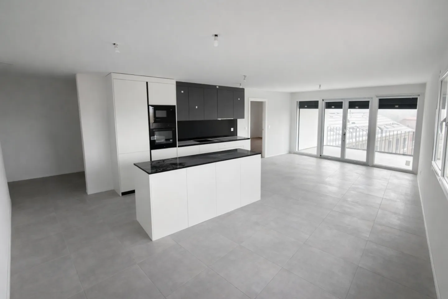 Modern 3.5 Room Apartment - Photo 1 of 11