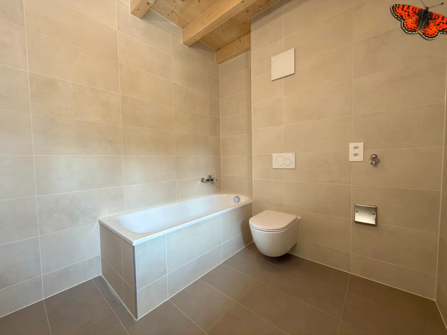 MAGNIFIKANTE 3 ½ ZIMMER TRIPLEX-WOHNUNG MIT MEZZANINE - ROMONT - Foto 7 von 8