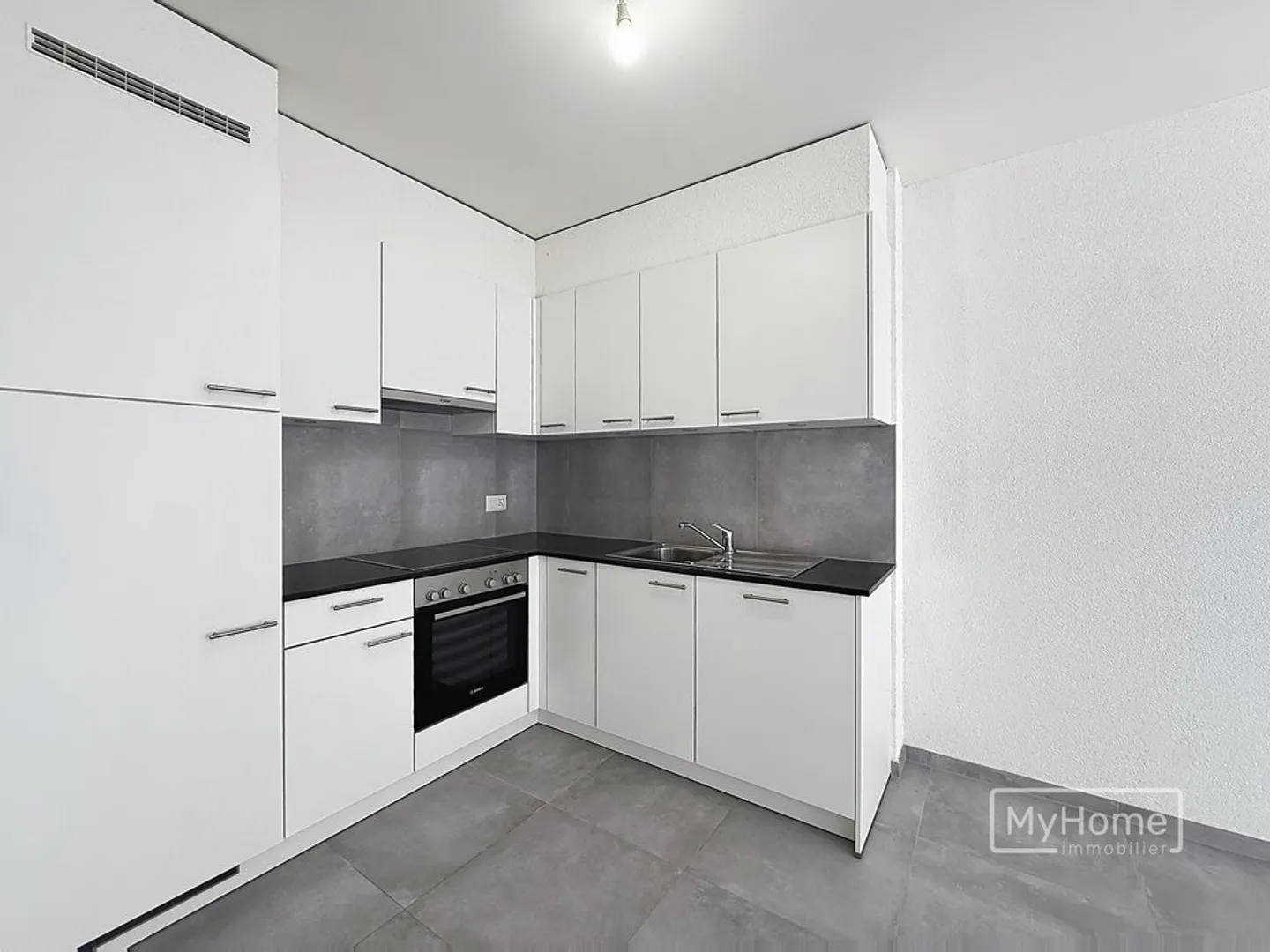Bellissimo appartamento 3.5 stanze recentemente ristrutturato a Vevey - Foto 1 di 7