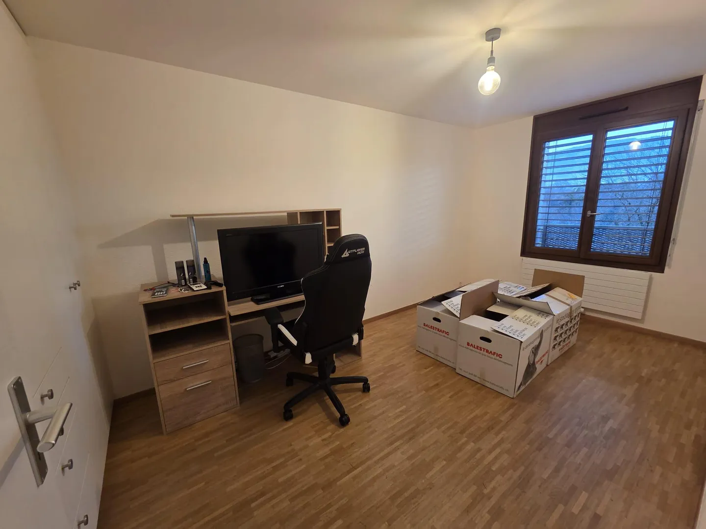 6-room apartment, 4 bedrooms, 2 bathrooms duplex in Florissant - Photo 15 of 17