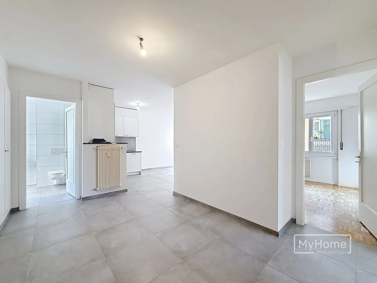 Bellissimo appartamento 3.5 stanze recentemente ristrutturato a Vevey - Foto 3 di 7