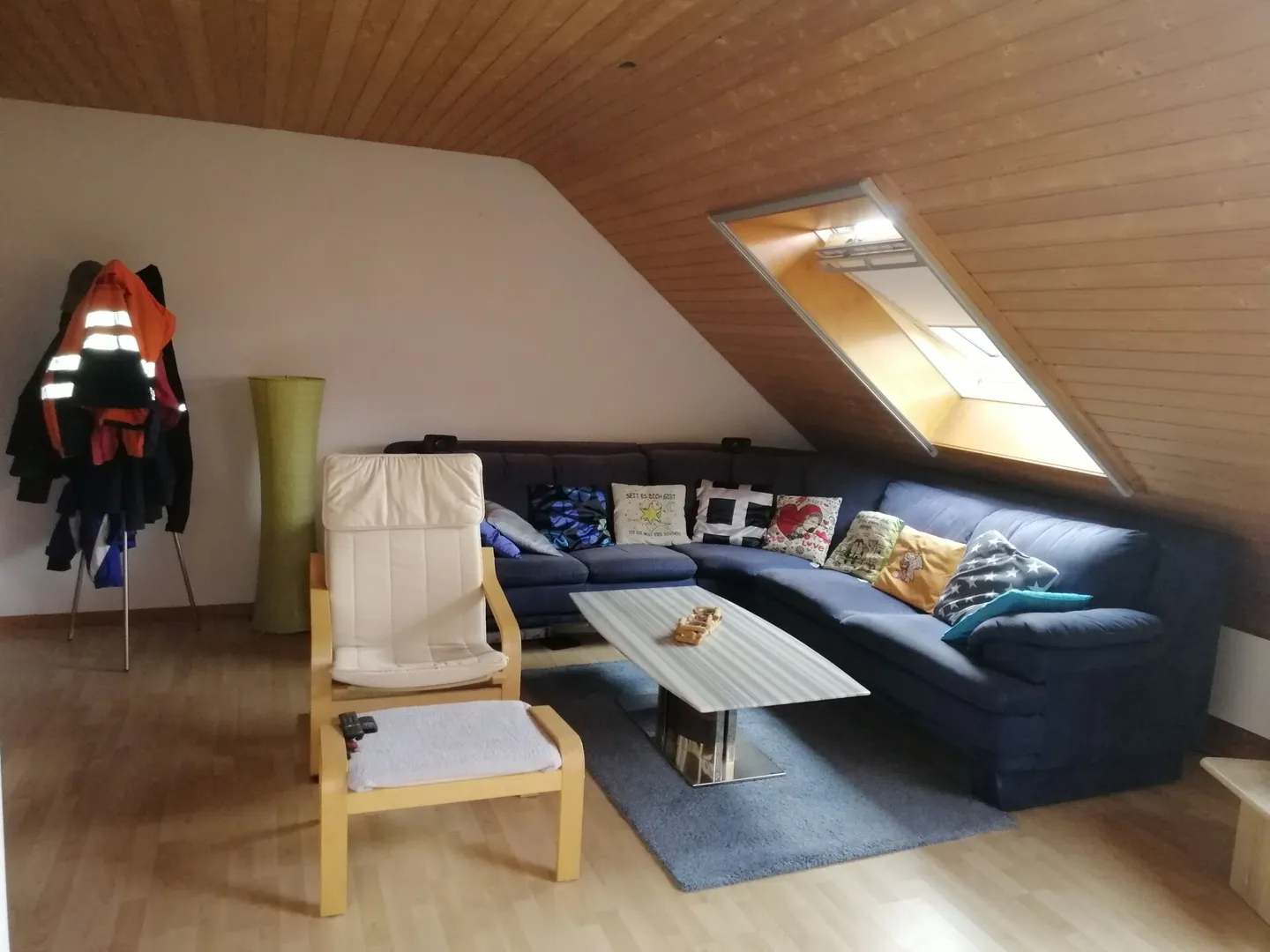 Appartement sous les combles de 2 1/2 pièces dans la verdure - Photo 4 sur 11